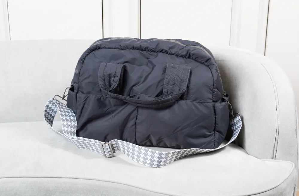 Refined Everyday Shoulder Bag