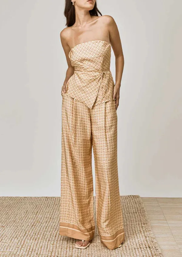 PRINTED STRAPLESS TOP
