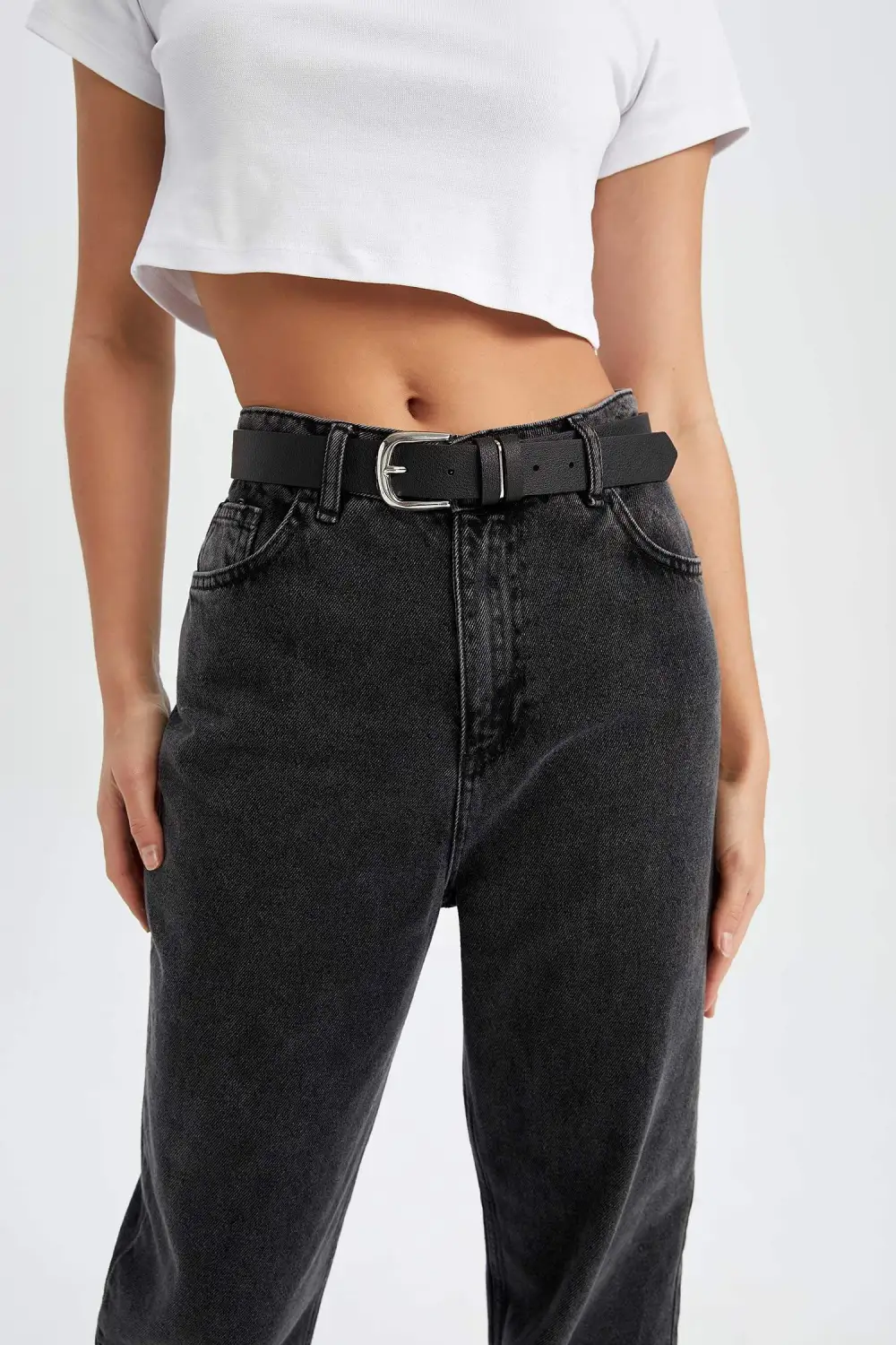 Black Leather Belt With Rectangular Metal Buckle