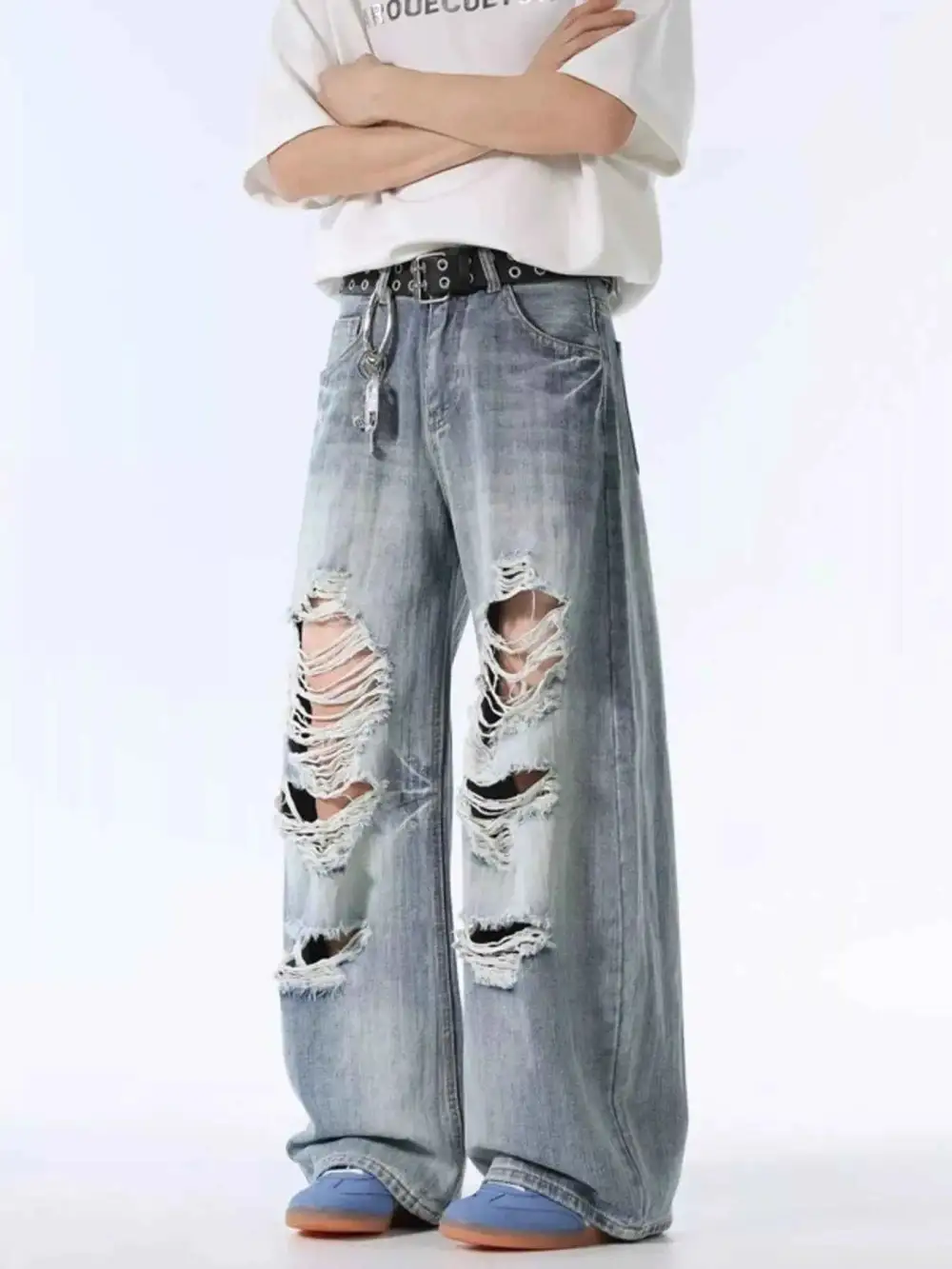 Everyday Distressed Wide Leg Jeans