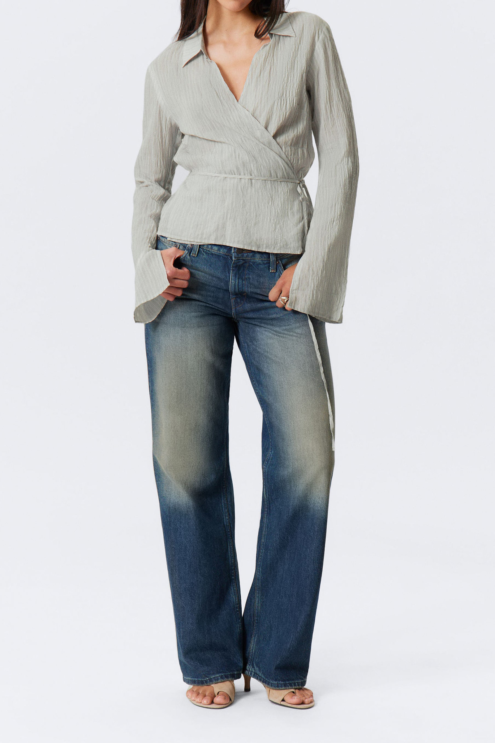 Textured Tied Long Sleeve Blouse