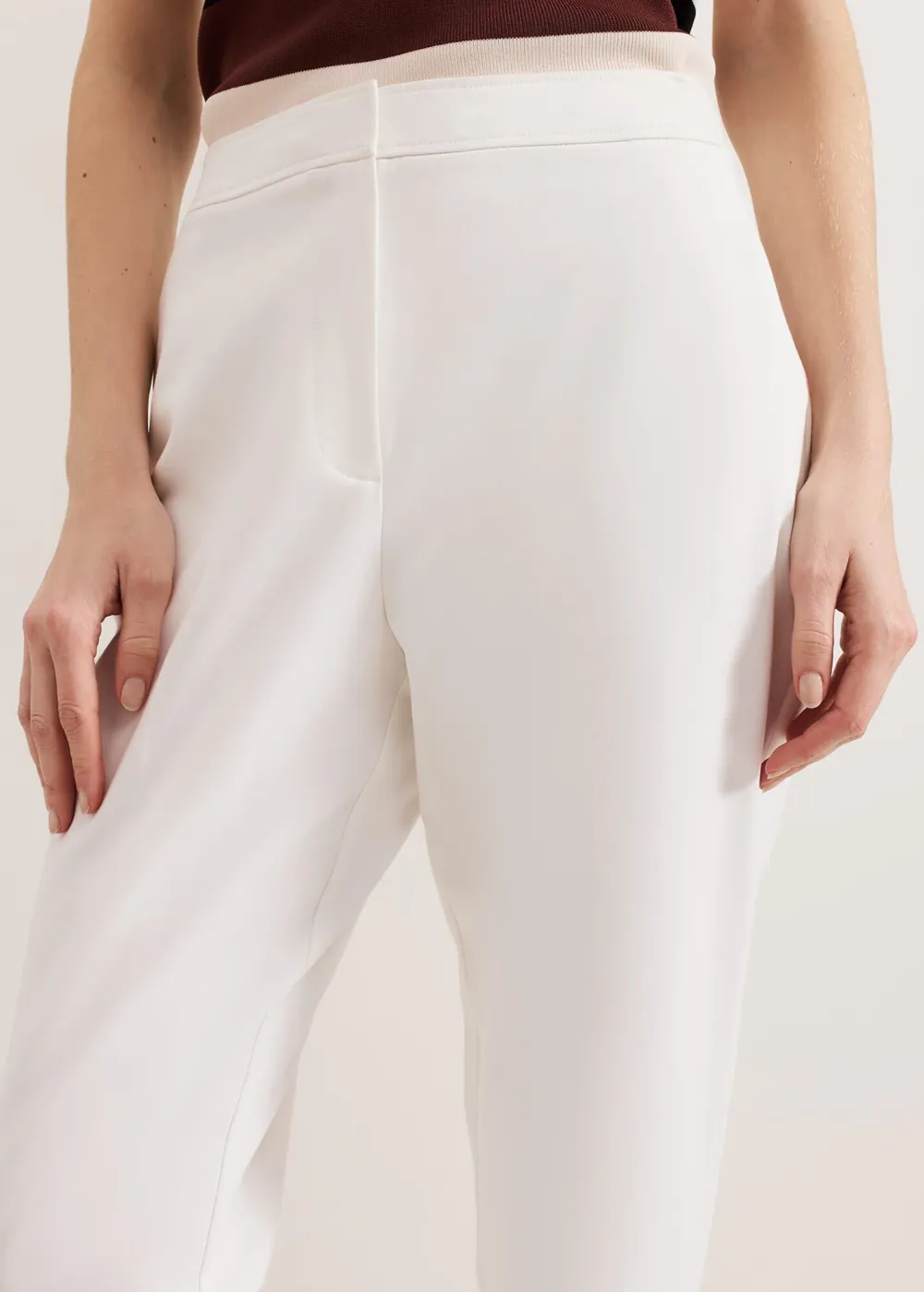 White Business-Style Women's Suit Pants