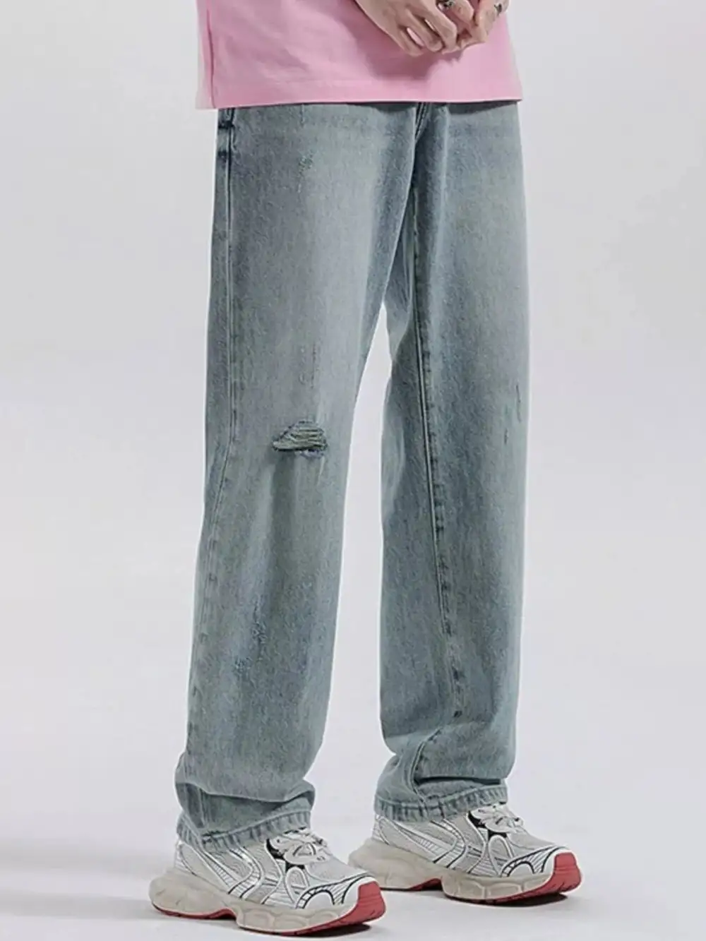 Clean Look Distressed Wide Leg Jeans
