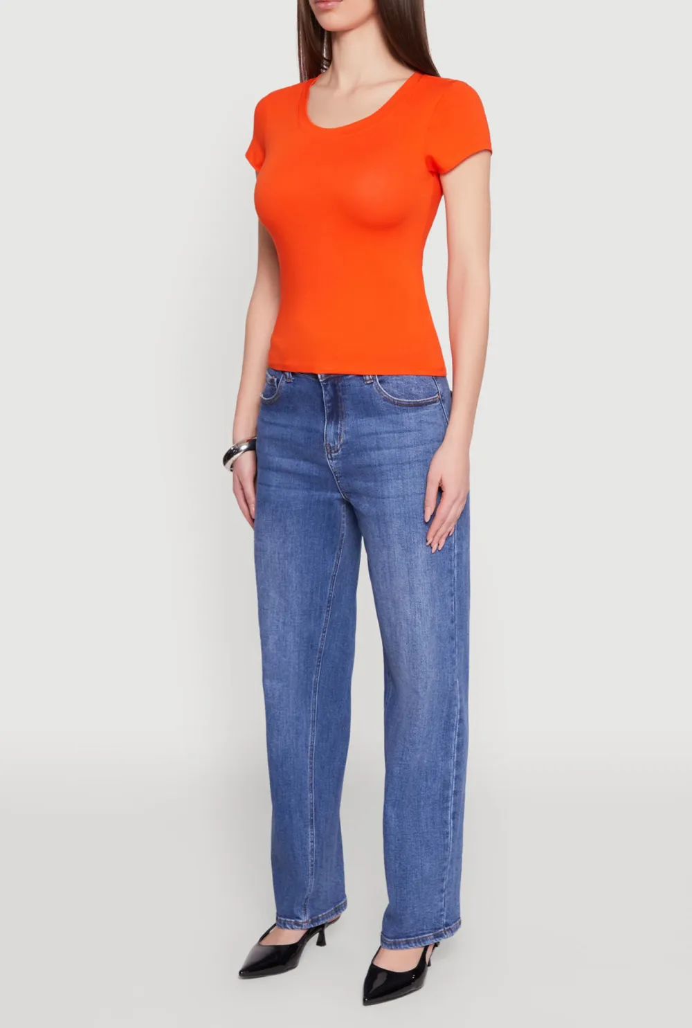 Fitted Round Neck Short Sleeved T-Shirt