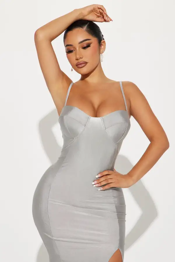 Talia Tricot Maxi Dress - Silver