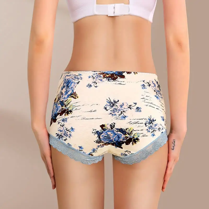 Plus Size Lace Trim Breathable Panty