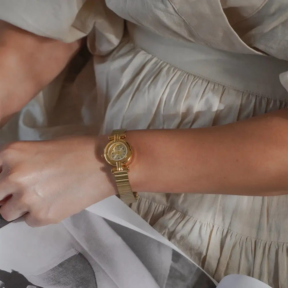 Vintage Women's Watch Round