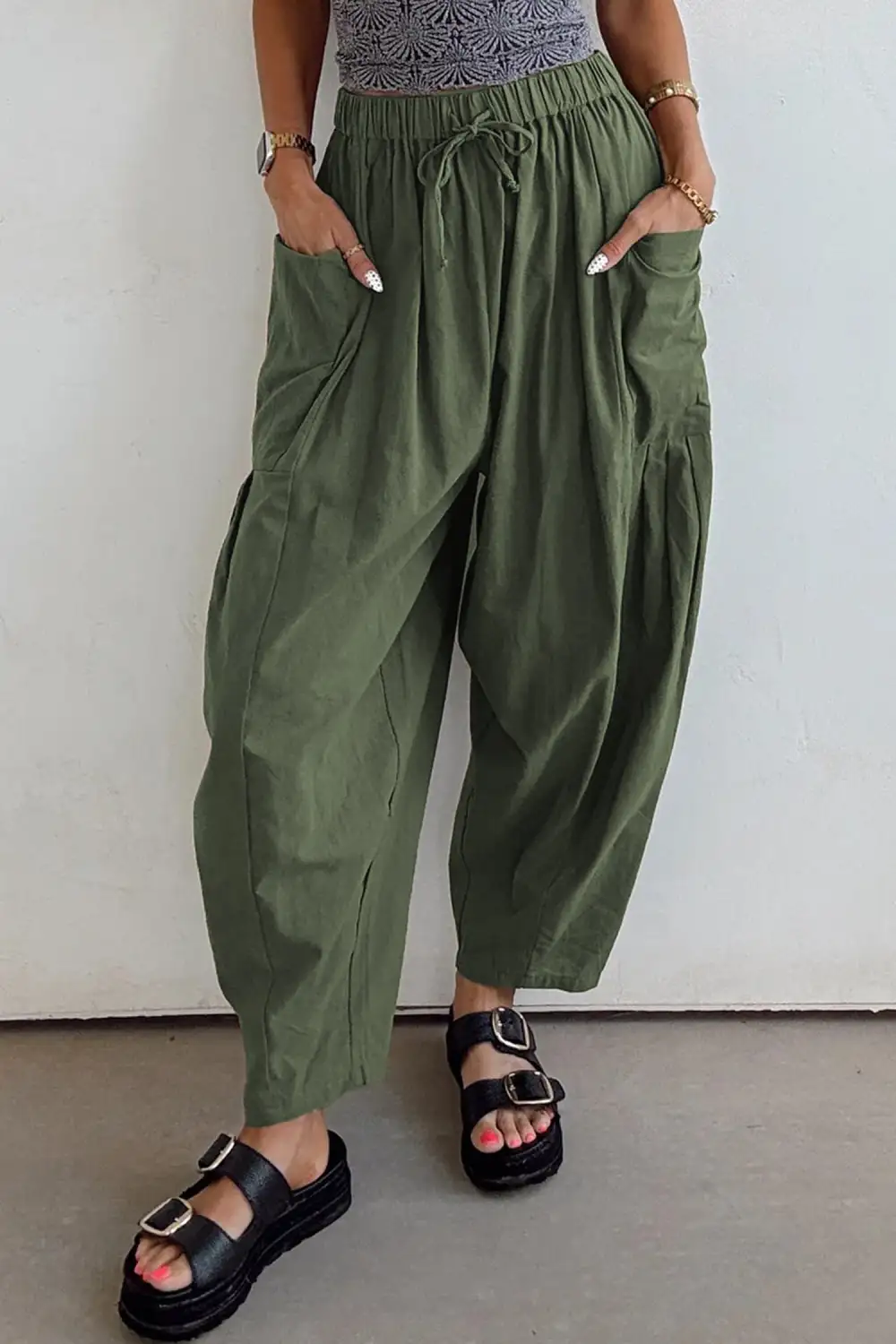 Drawstring Elastic Rise Patch Pocket Barrel Leg Pants
