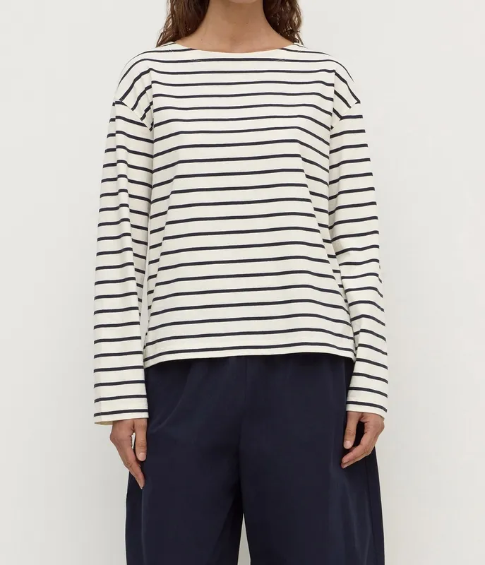 Navy & Antique White Breton Stripe Boat-Neck Long Sleeve Tee