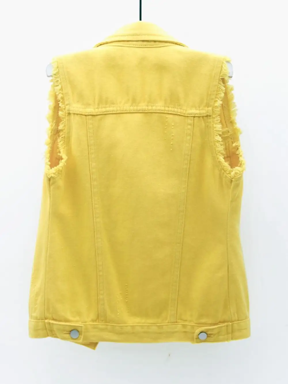 Button-down Raw-hem Sleeveless Denim Jacket