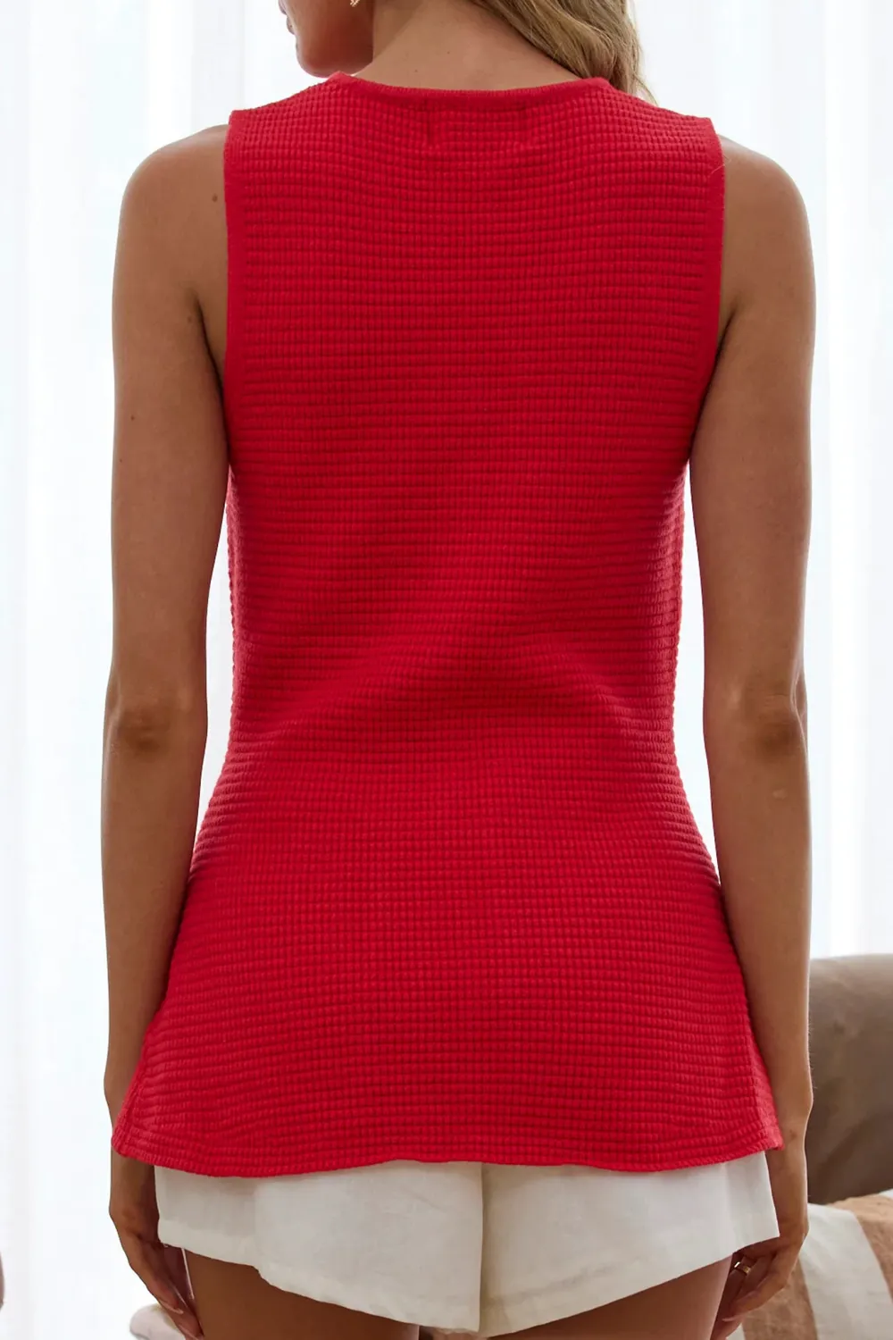 Exquisite V-Neck Sleeveless Top
