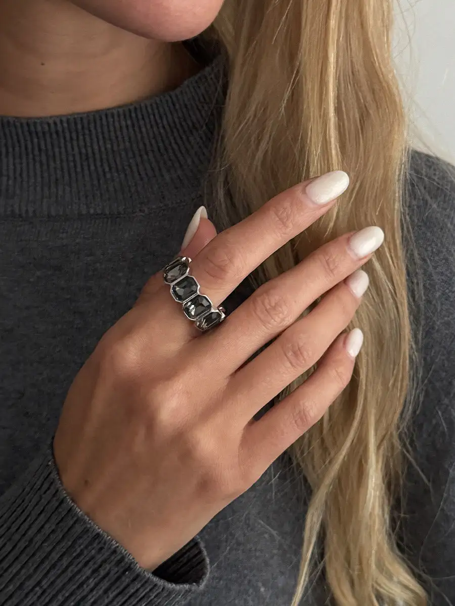 Geometric Rhinestone Alloy Ring