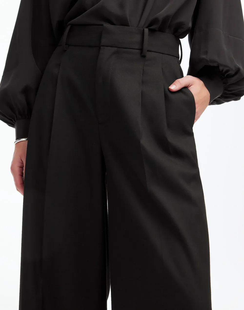Superwide-Leg Trouser in Brushed Twill