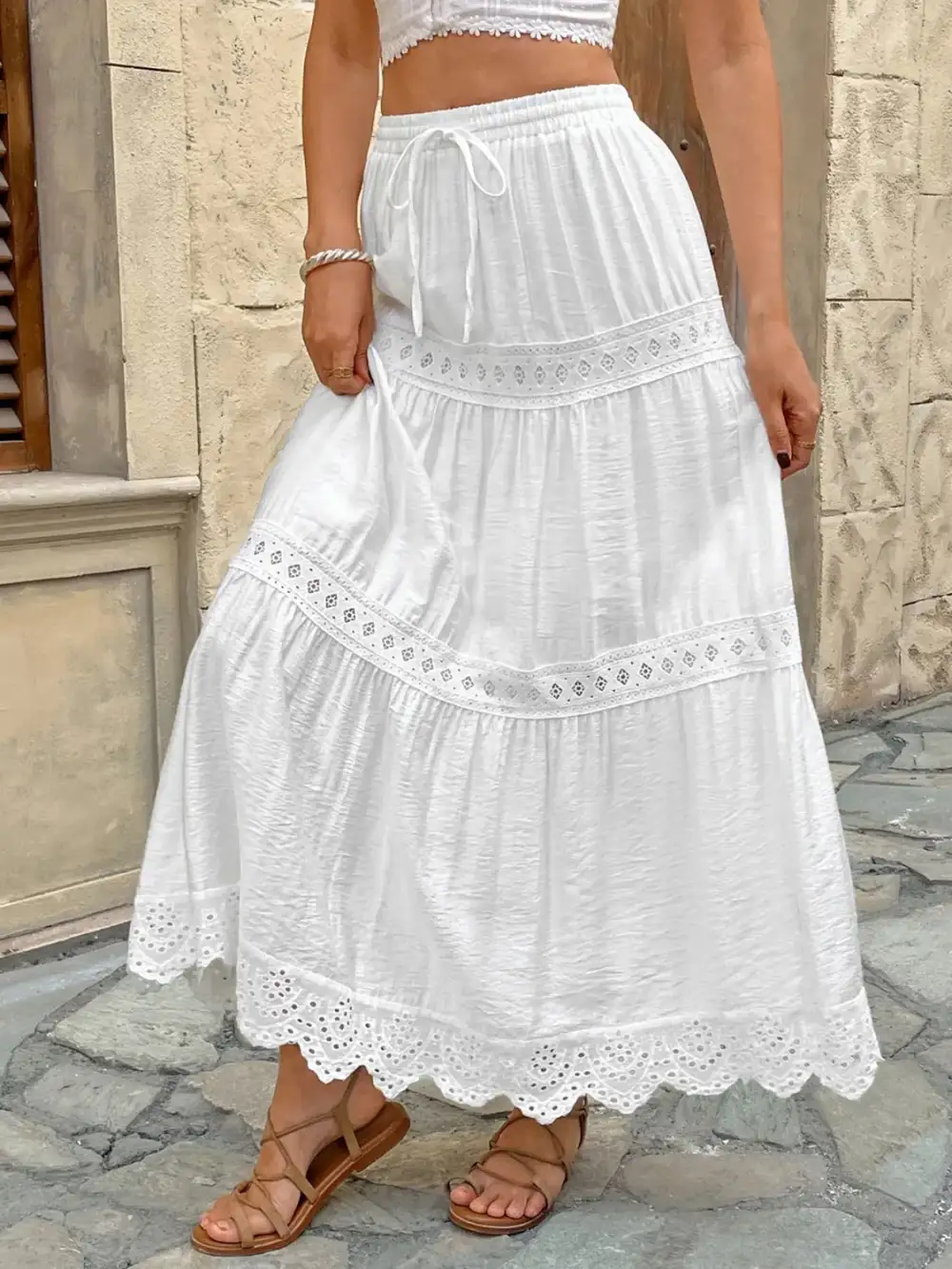 Lace Detail Skirt