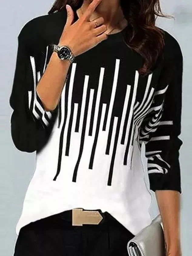 Fit Geometric Elegant Crew Neck T-shirt