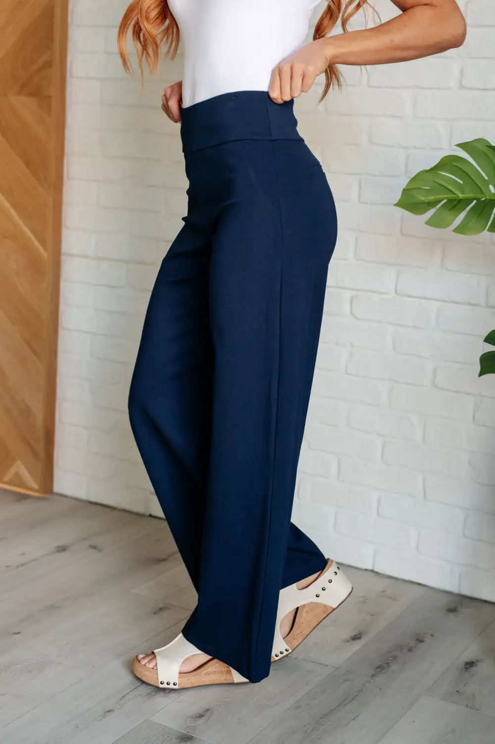 Magic Wide Leg Pants In Navy