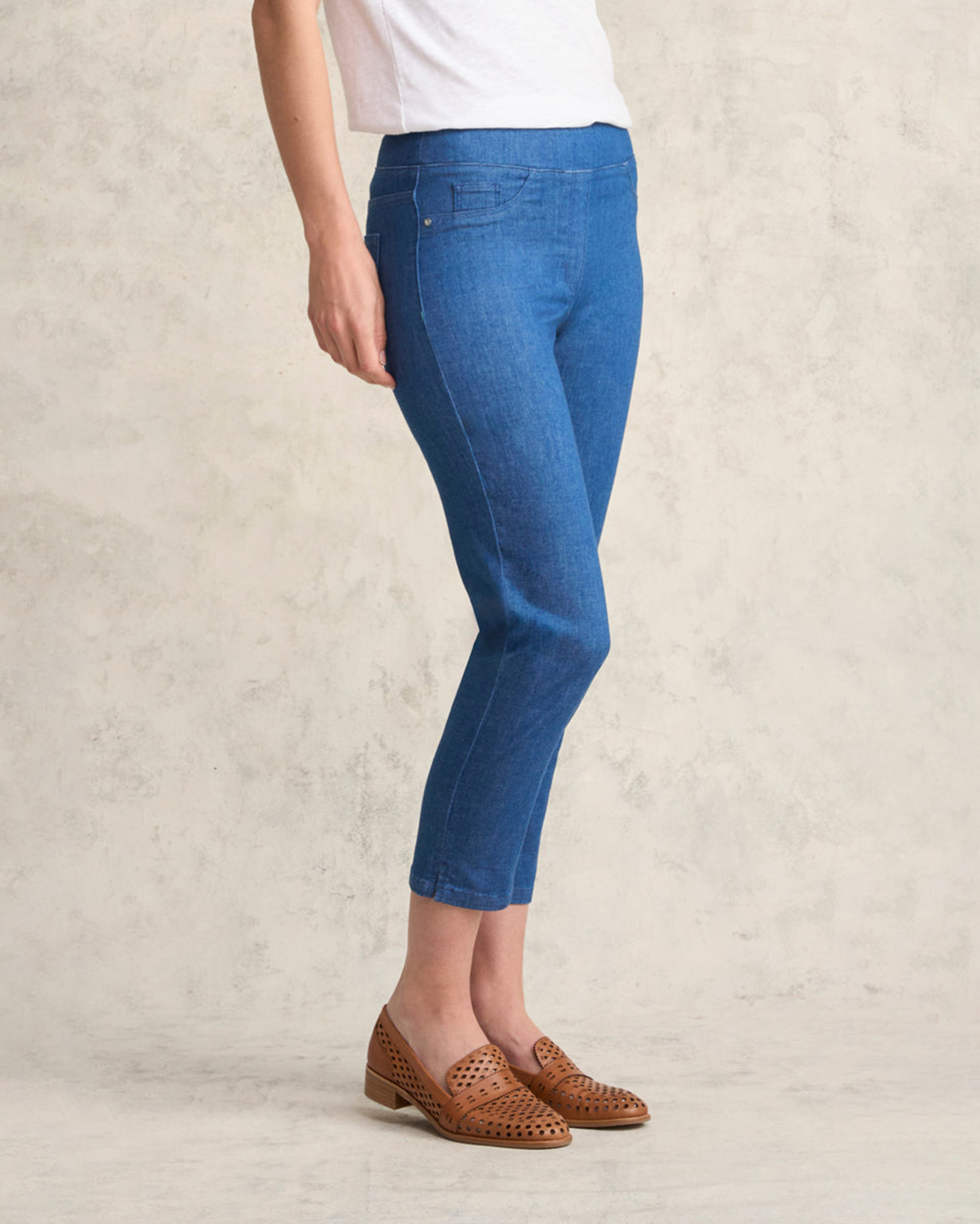 Mid Waist Ankle Length Jeans