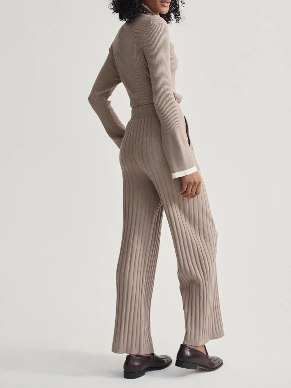 Wide Rib Knit Trouser