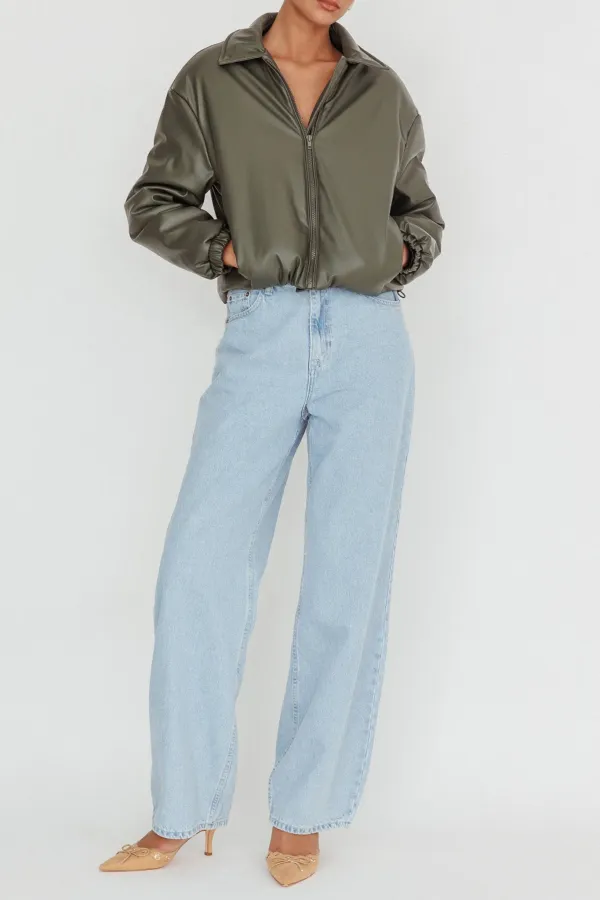 Fashionable And Stylish Women's Solid Color Jacket