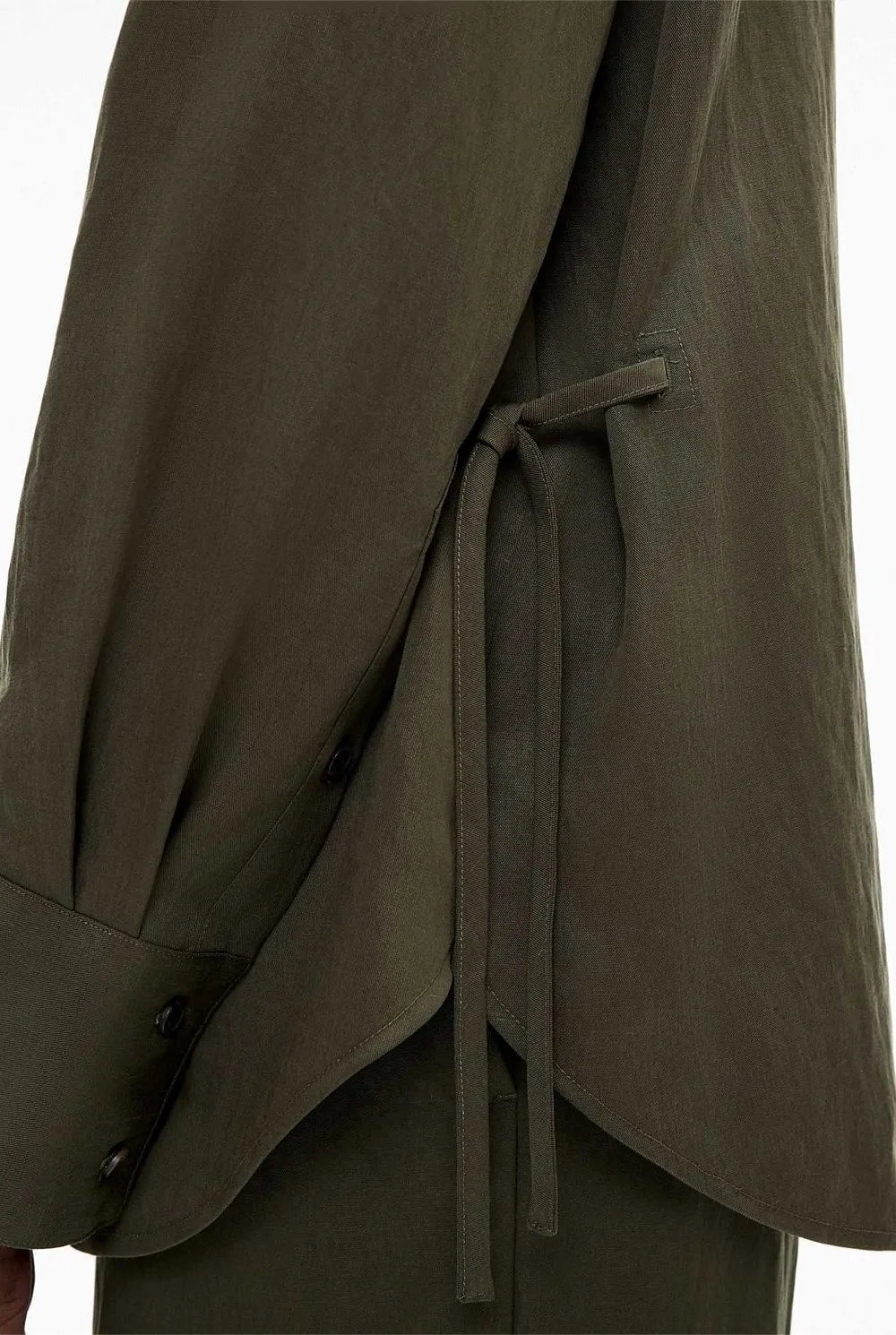 Lightweight And Breathable Women's Shirt