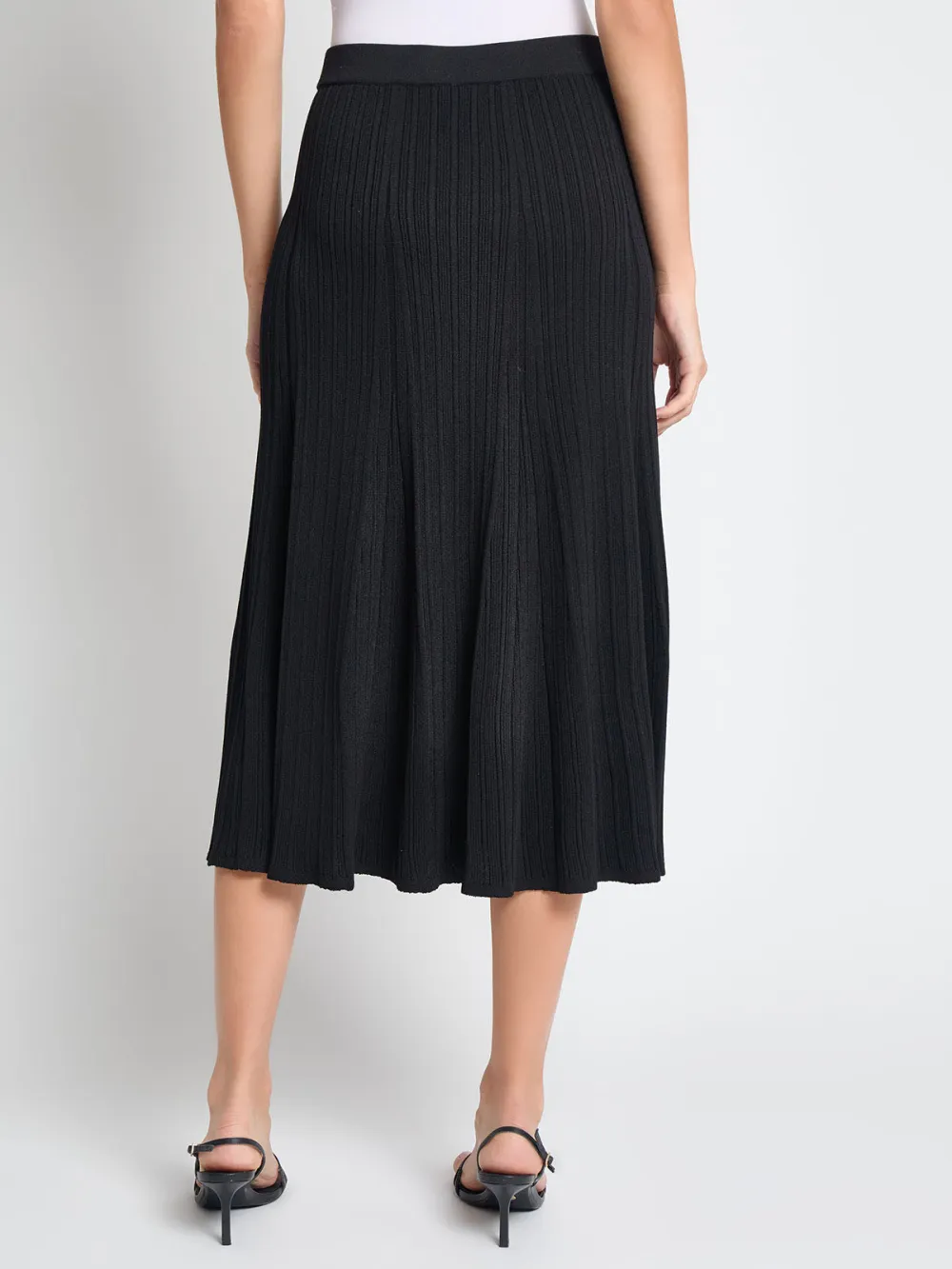 Big Hemline Skirt