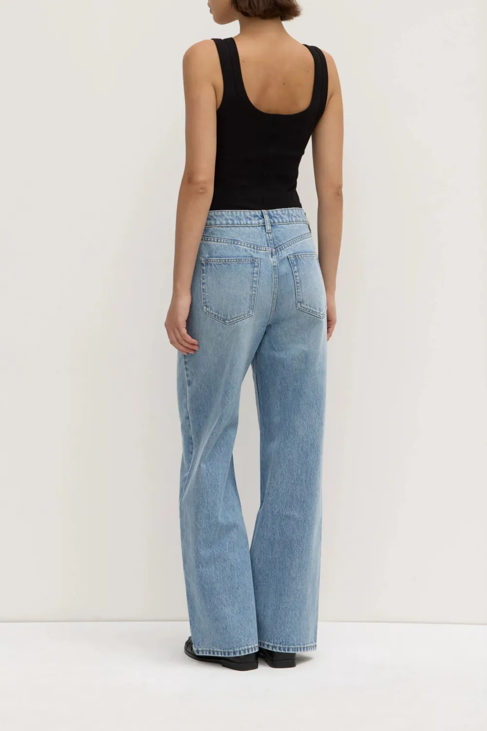 Mid Waist Jeans