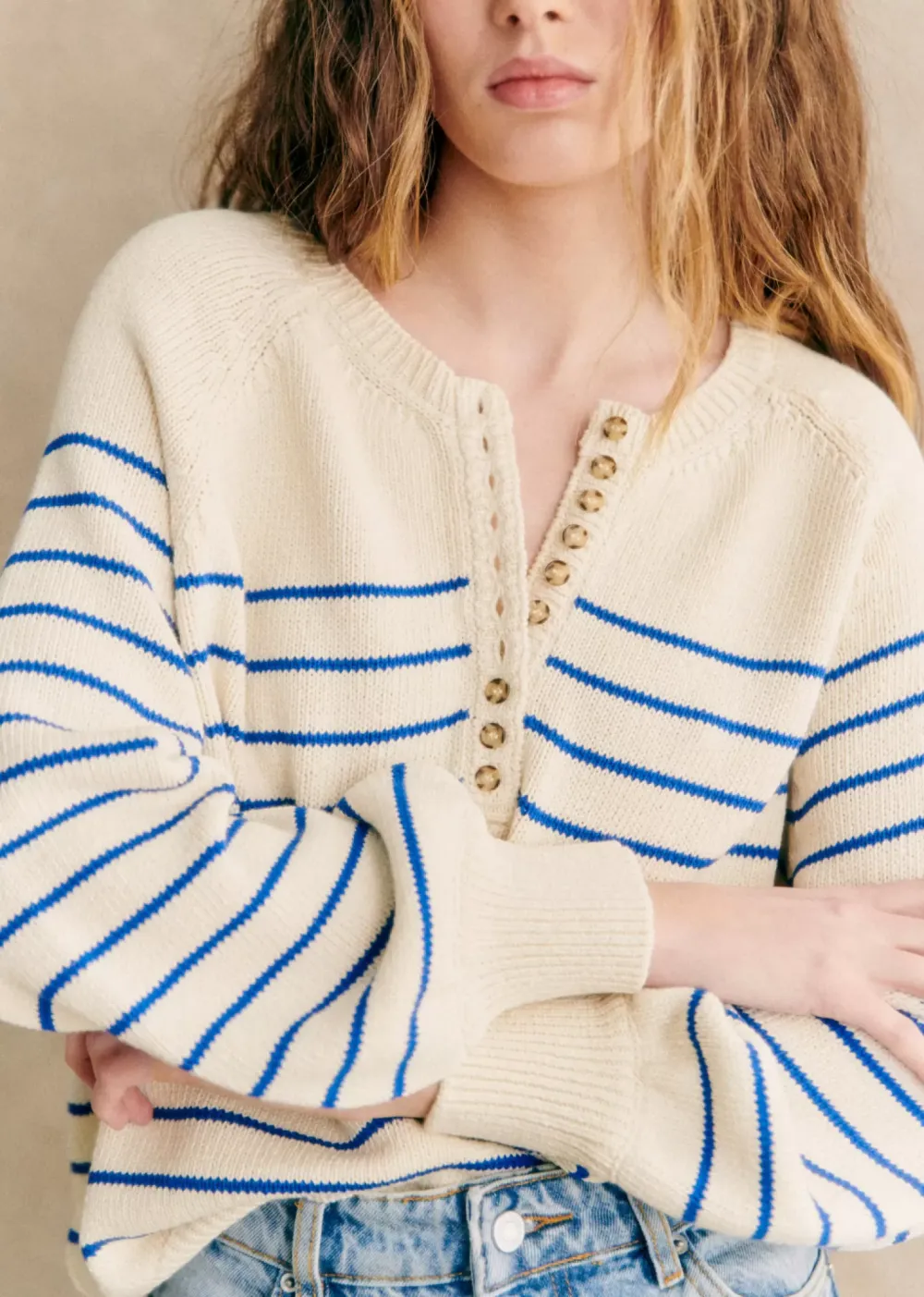 V-Neck Long Sleeve Knitwear