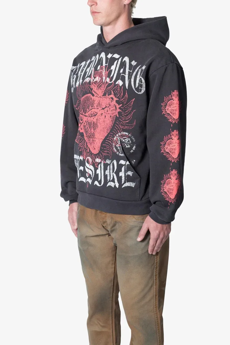 CARBON BLACK HEART GRAPHIC HOODIE