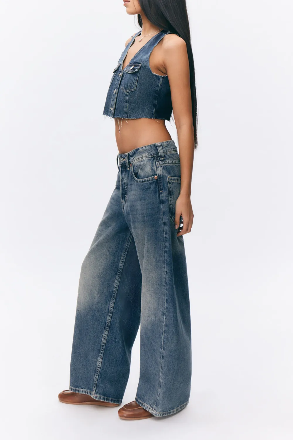 Low Rise Wide Leg Jeans
