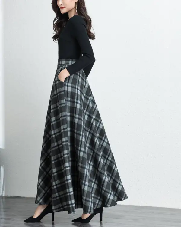 Relaxed Plaid Wool Maxi Skirt