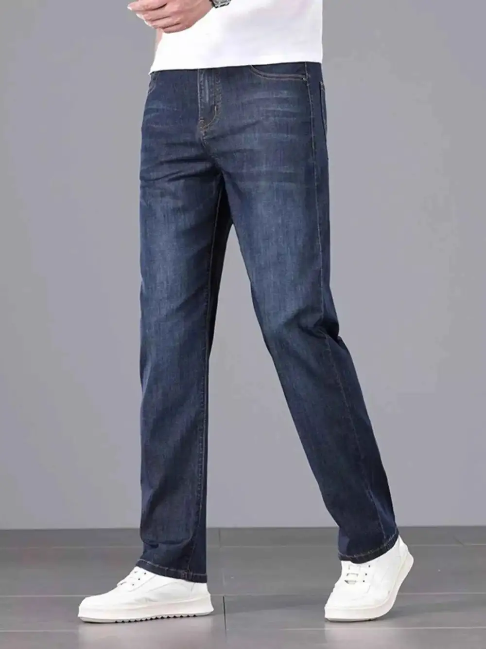 Everyday Straight Fit Wash Jeans