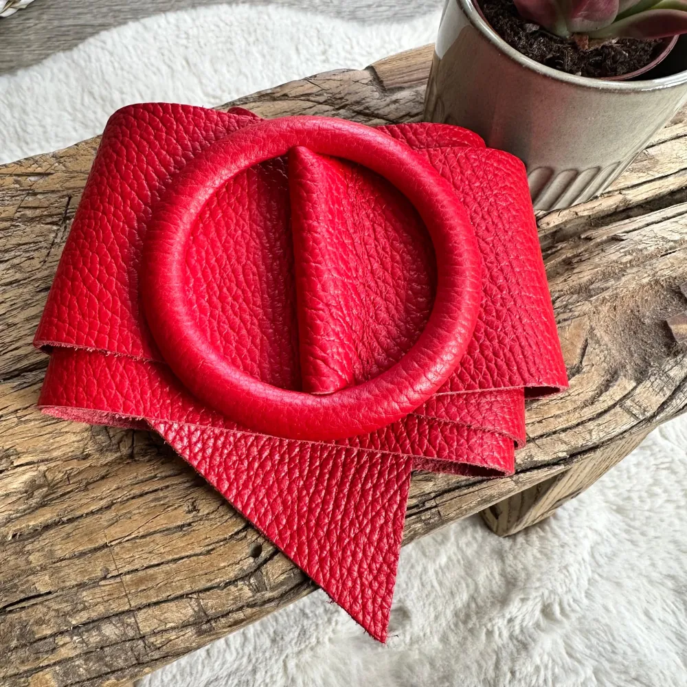 Leather Circle Buckle Belt