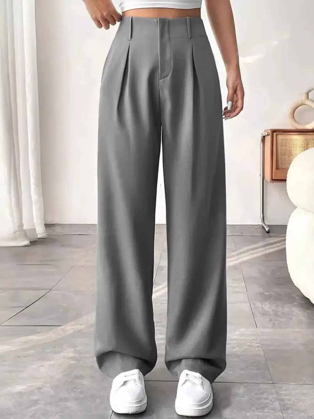 Everyday Wide Leg Pleated Pants