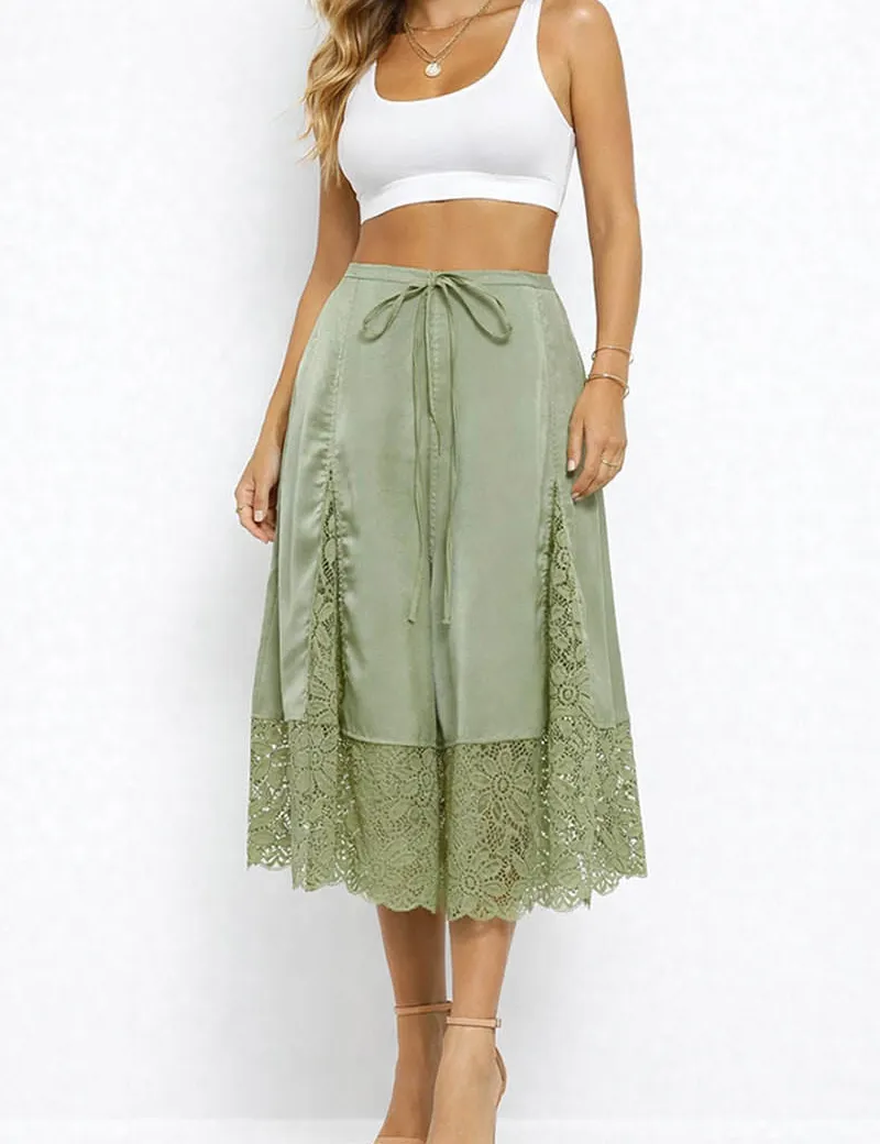 Boho Lace Hem Drawstring Waist Wide Leg Shorts