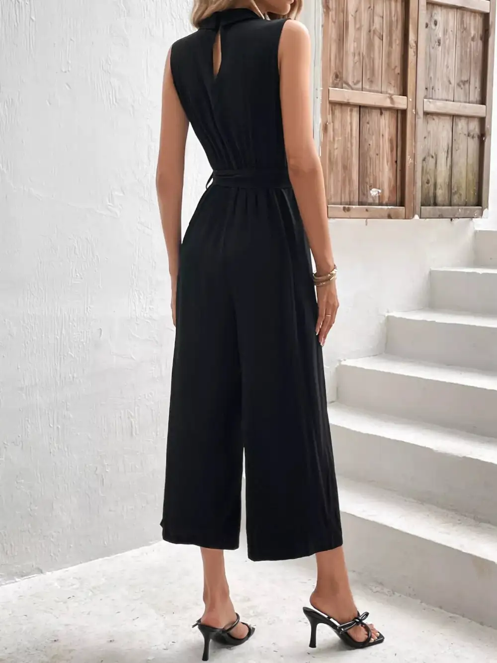 Boutique Wide Leg Sleeveless Jumpsuit