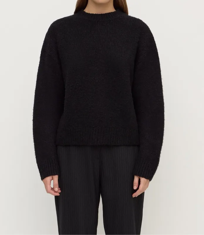 Black Alpaca Blend Cropped Knit Sweater