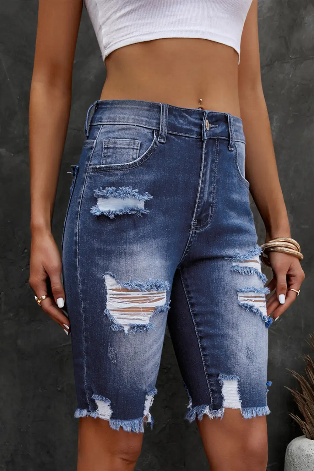Frayed Hem Relaxed Bermuda Shorts