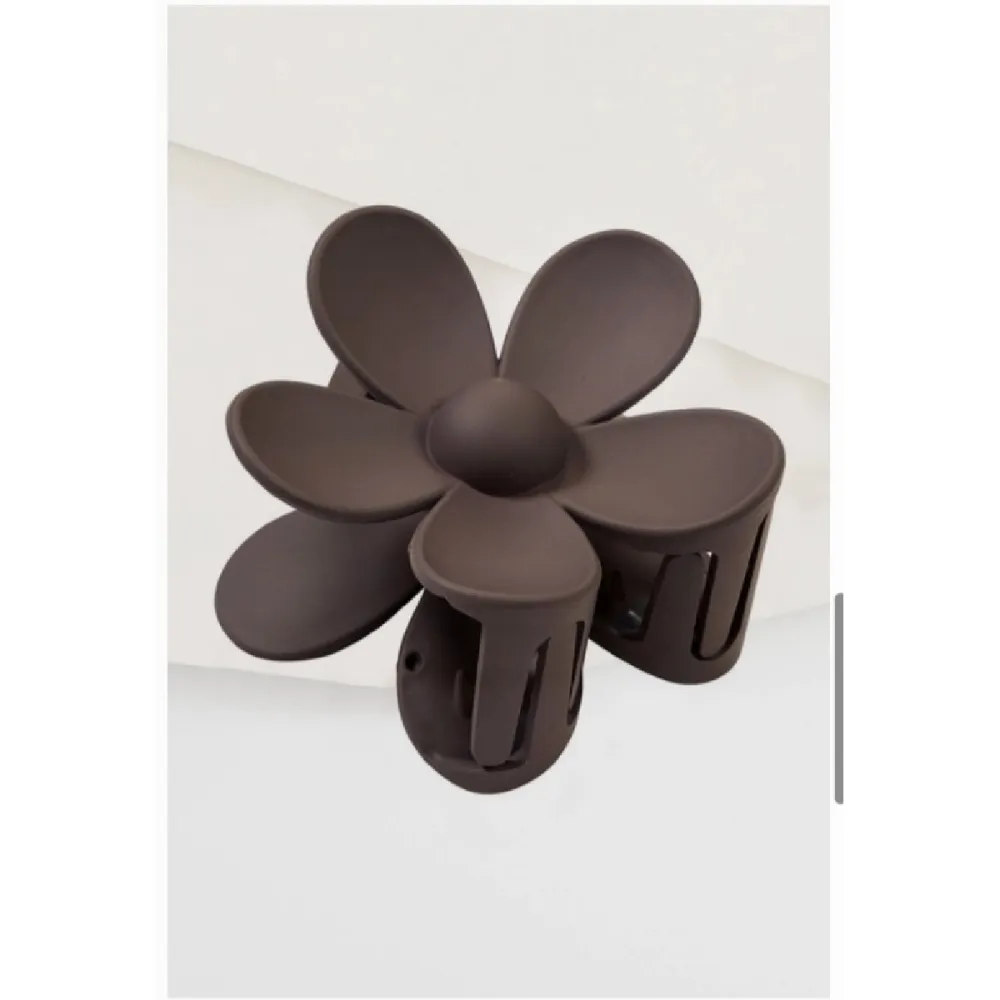 Flower Power Hair Clip Neutrals