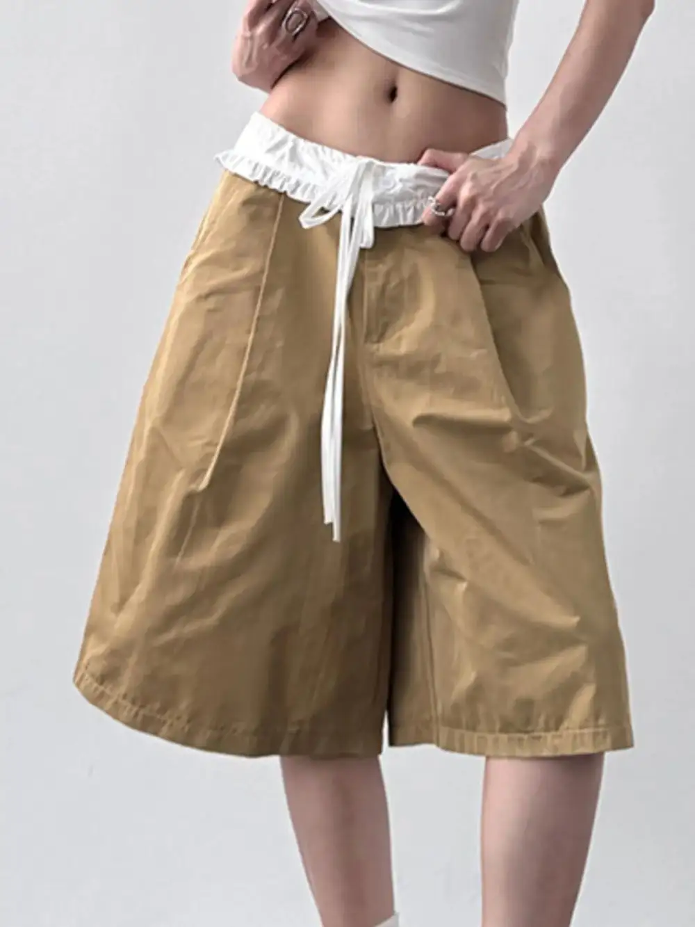 Contrast Waistband Wide Leg Shorts