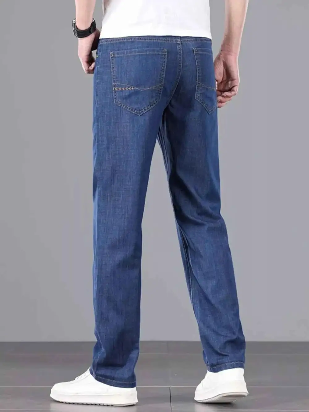 Wash Straight Leg Comfort Jeans