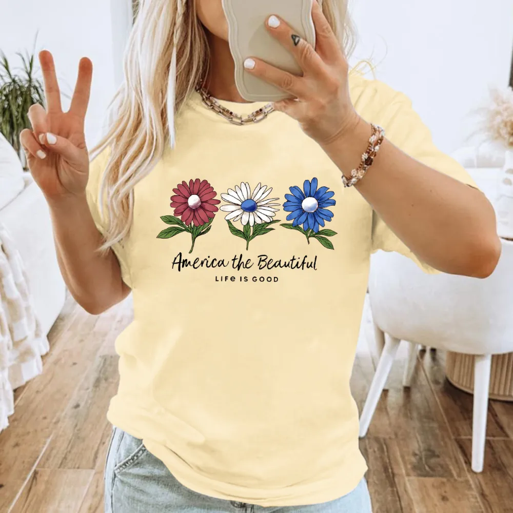 Slogans And Three Daisy Patterns, In Red, White And Blue Casual T-Shirt