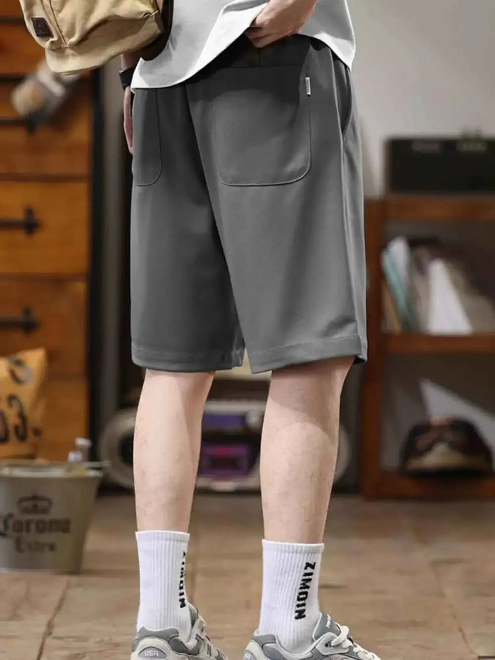 Casual Loose-Fit Drawstring Shorts