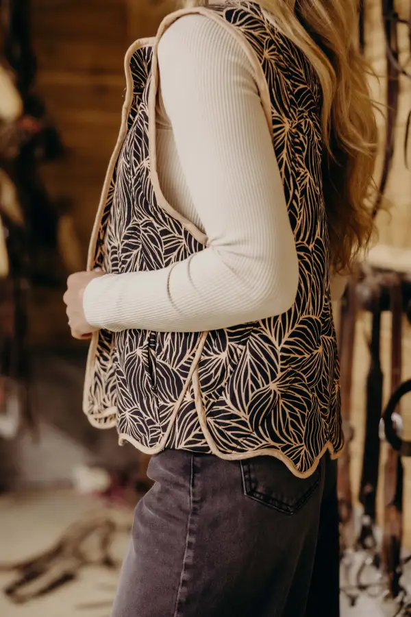 Nova Vest Top