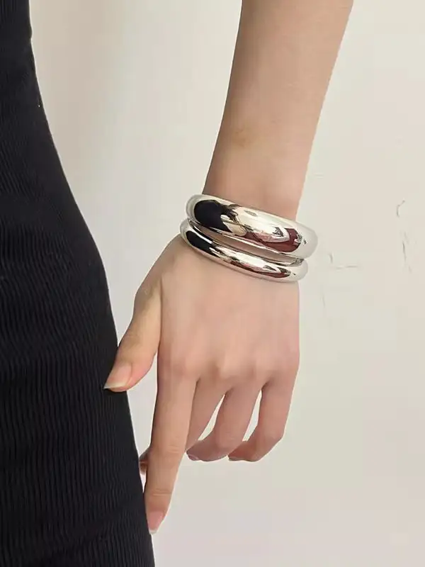 Geometric Alloy Polished Bracelet