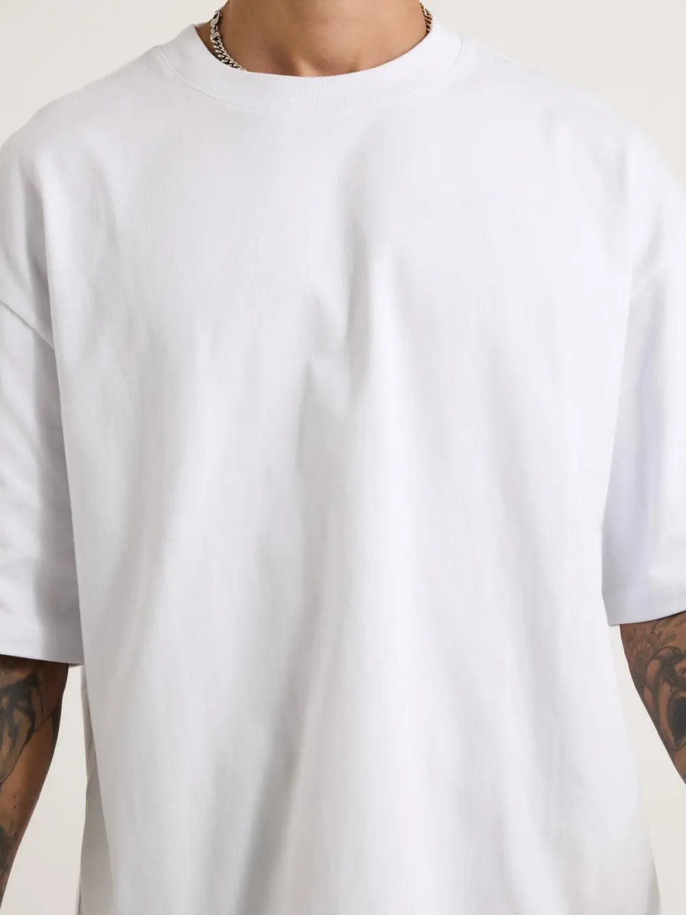 Comfortable Casual And Daily White Tee