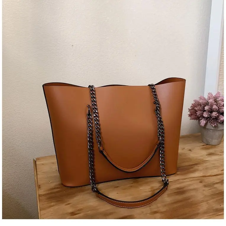 Structured Roomy Chain Strap Tote Bag