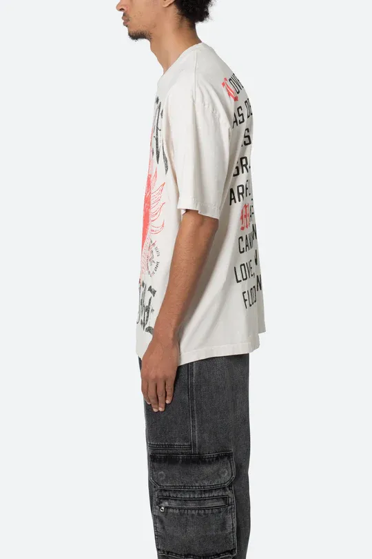 WHITE BURNING HEART GRAPHIC T-SHIRT
