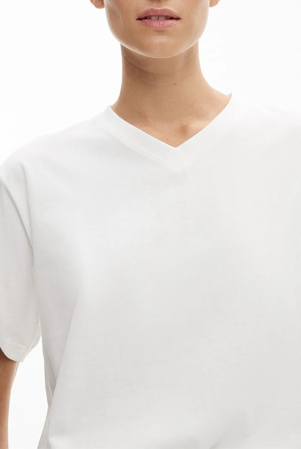 Ladies' V-Neck T-Shirt With Straight Shoulders