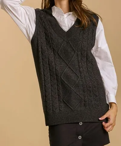 Full Size Cable V-Neck