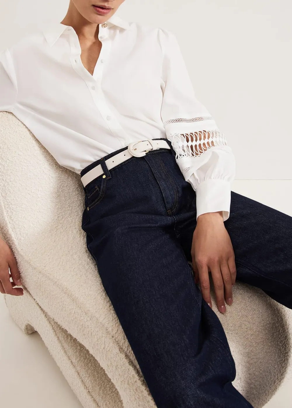 Design Hollow Versatile Commuter Style Shirt